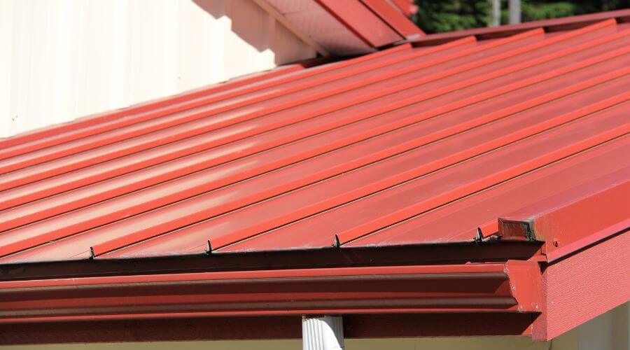 Professional gutter cleaning services in Belvue, KS
